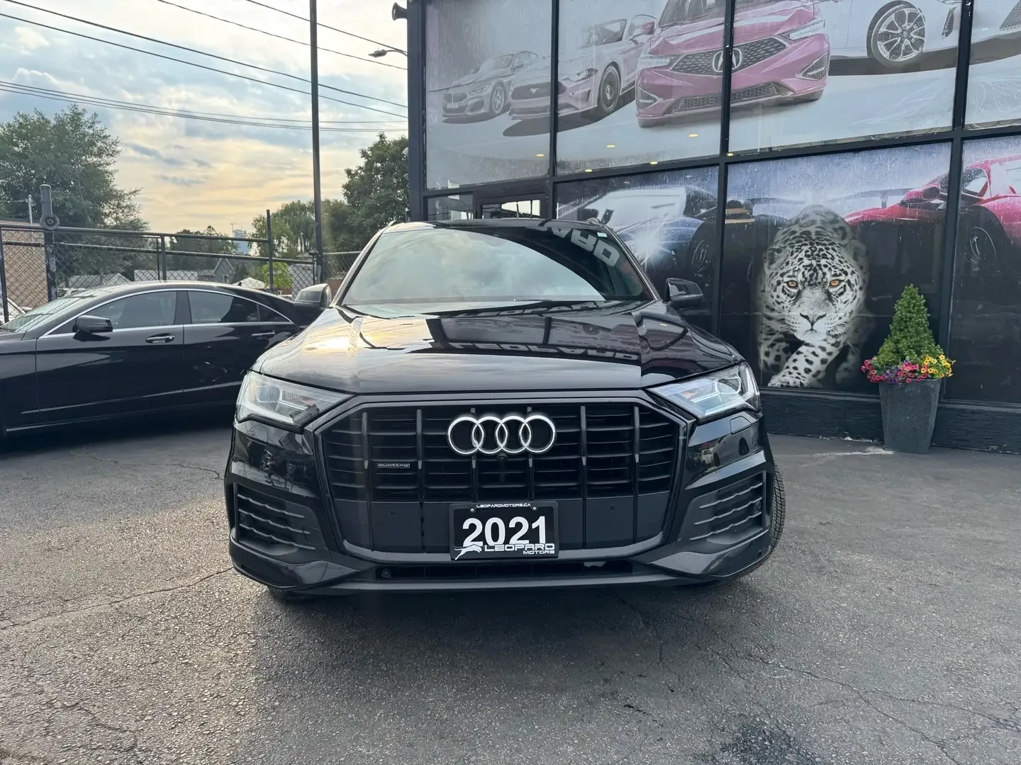 Audi Q7 Progressiv, Black Optic Pkg, 7Pass, Good Fuel Econ, снимка 2 - Автомобили и джипове - 55654874