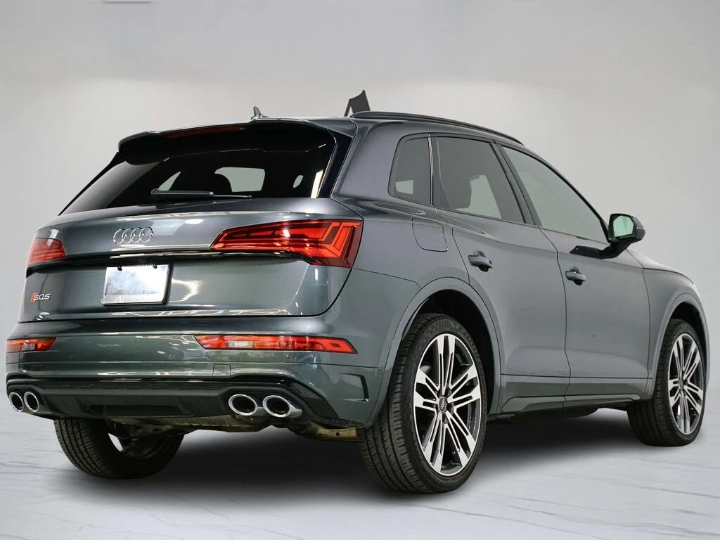 Audi SQ5 TECHNIK| CARPLAY| BLACK PKG| B&O| 21 IN, снимка 4 - Автомобили и джипове - 56117020