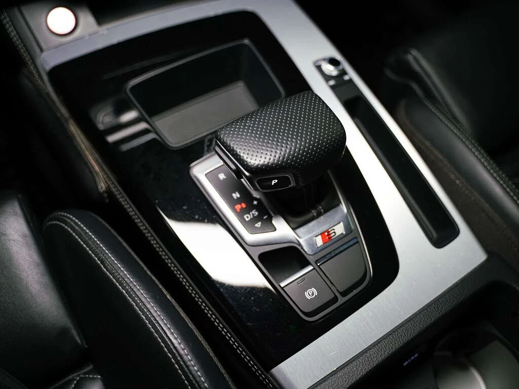 Audi SQ5 TECHNIK| CARPLAY| BLACK PKG| B&O| 21 IN, снимка 14 - Автомобили и джипове - 56117020