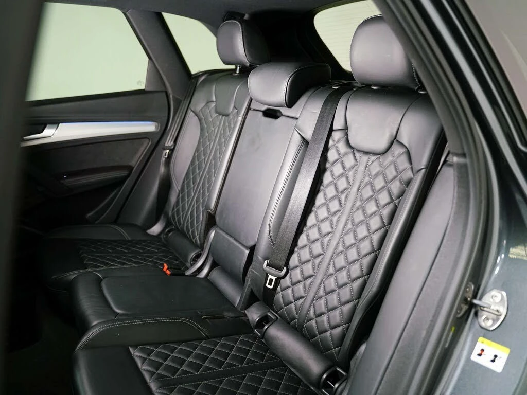 Audi SQ5 TECHNIK| CARPLAY| BLACK PKG| B&O| 21 IN, снимка 8 - Автомобили и джипове - 56117020