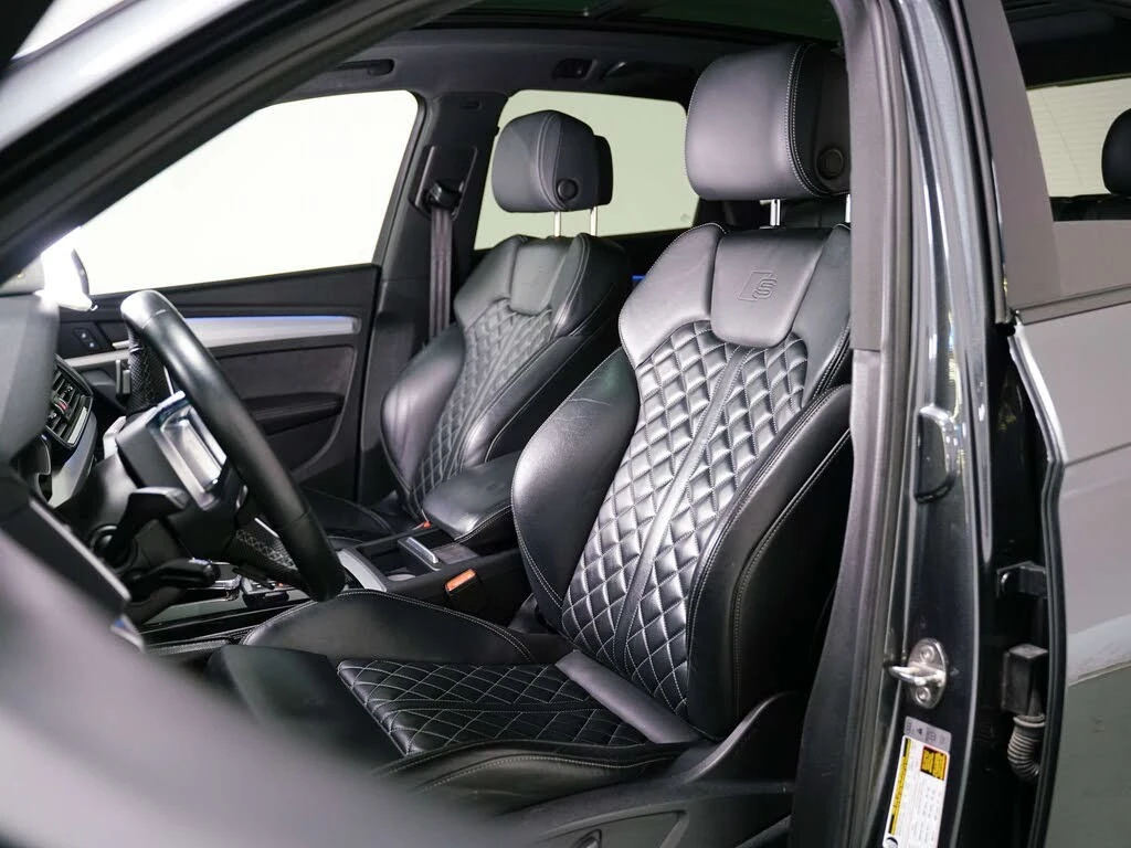 Audi SQ5 TECHNIK| CARPLAY| BLACK PKG| B&O| 21 IN, снимка 7 - Автомобили и джипове - 56117020