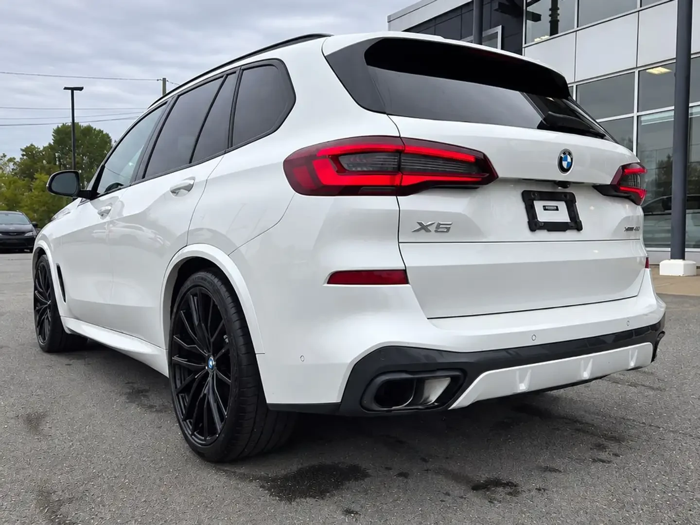 BMW X5 40i* M* PERFORMANCE* HARMON* KARDON* 360КАМЕРА* ПА, снимка 4 - Автомобили и джипове - 56166214