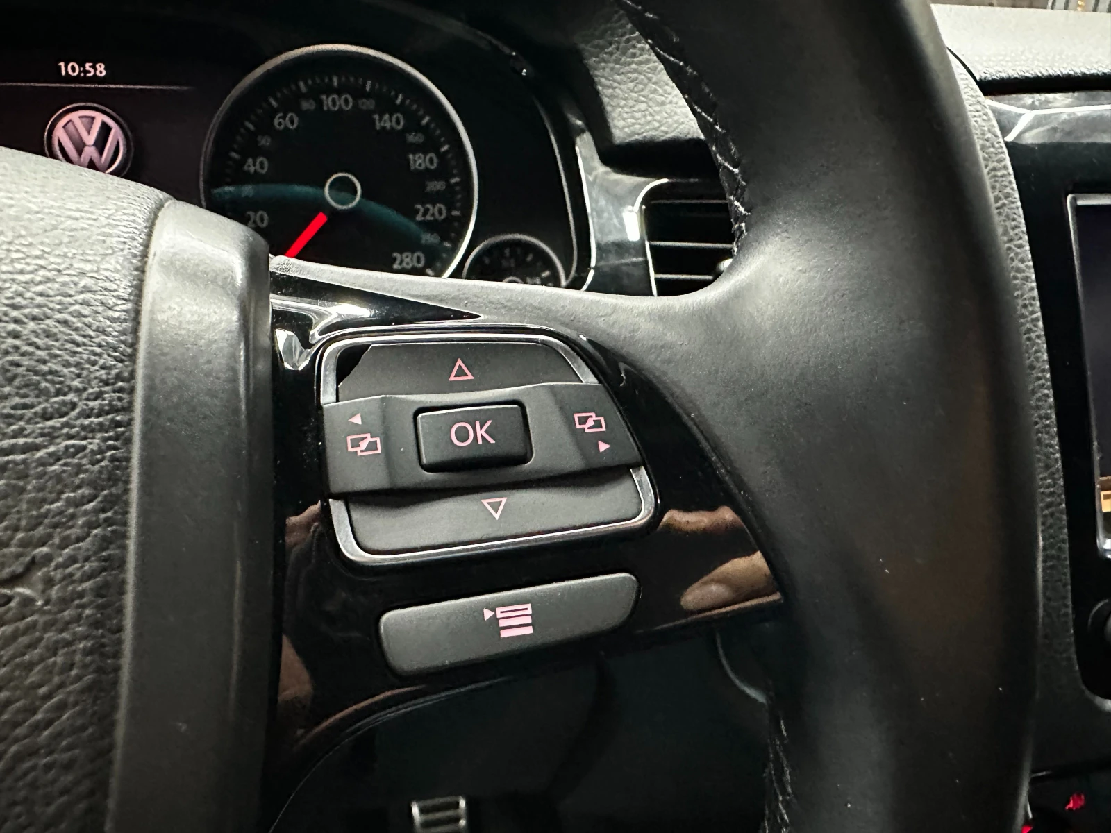 VW Touareg 3.0d 239 к.с. , снимка 17 - Автомобили и джипове - 56375054