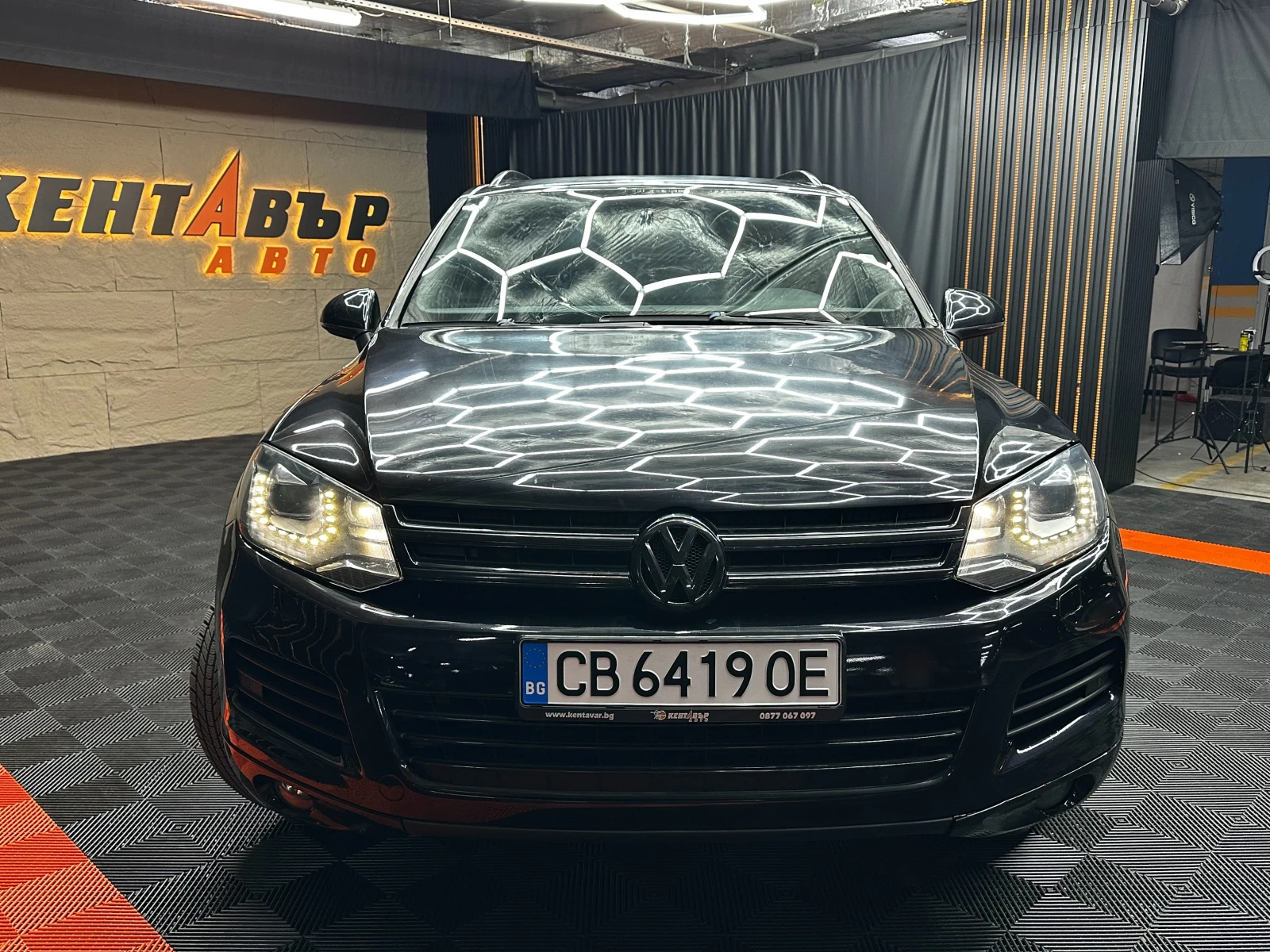 VW Touareg 3.0d 239 к.с. , снимка 3 - Автомобили и джипове - 56375054