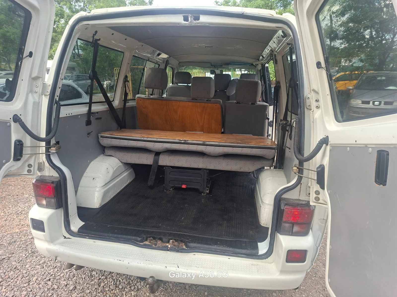 VW Transporter 2, 5 TDi 102 кс.   Т4, снимка 15 - Бусове и автобуси - 54706922