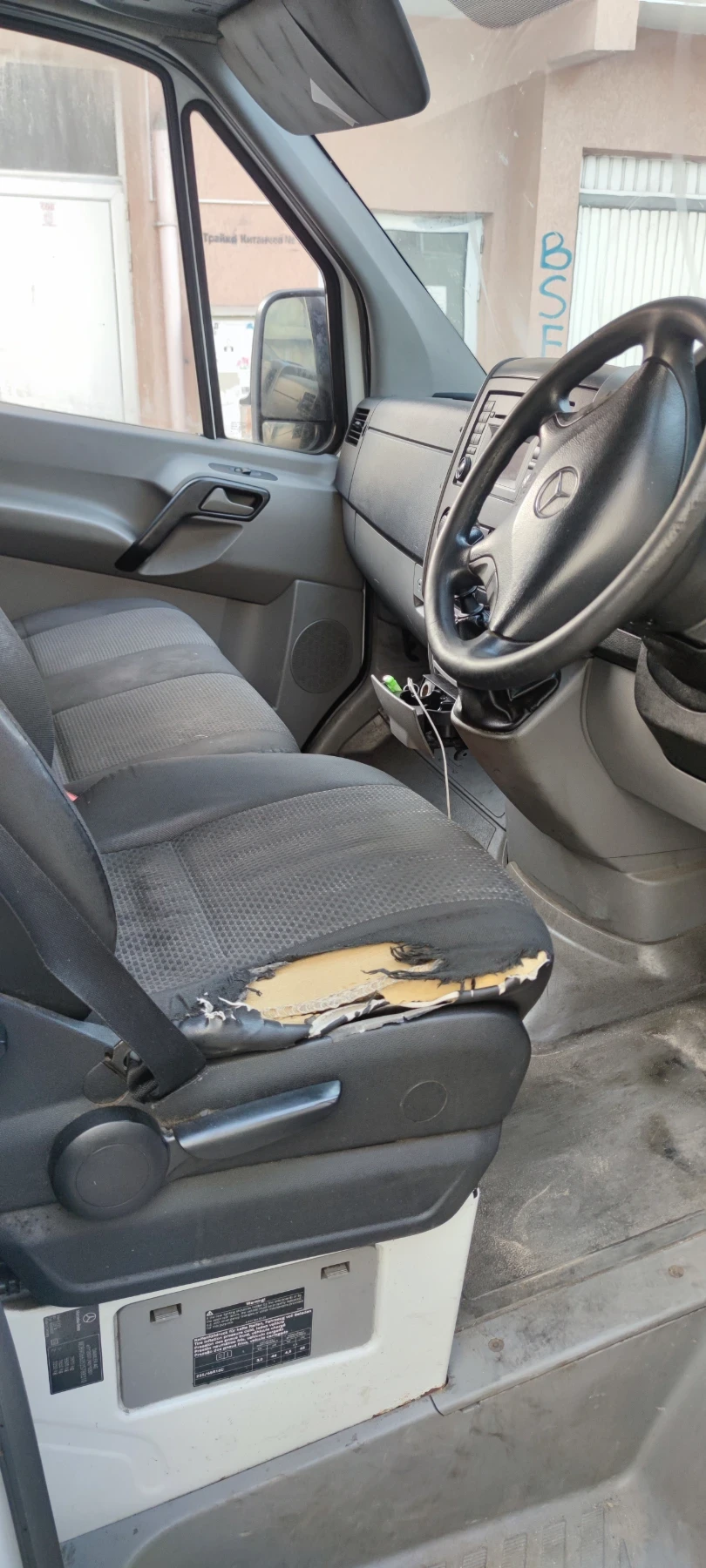 Mercedes-Benz 313, снимка 9 - Бусове и автобуси - 55990314