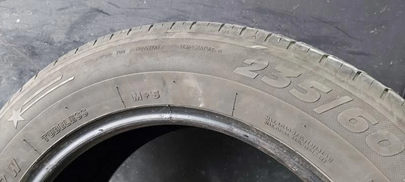 Гуми Летни 235/60R18, снимка 8 - Гуми и джанти - 35608230