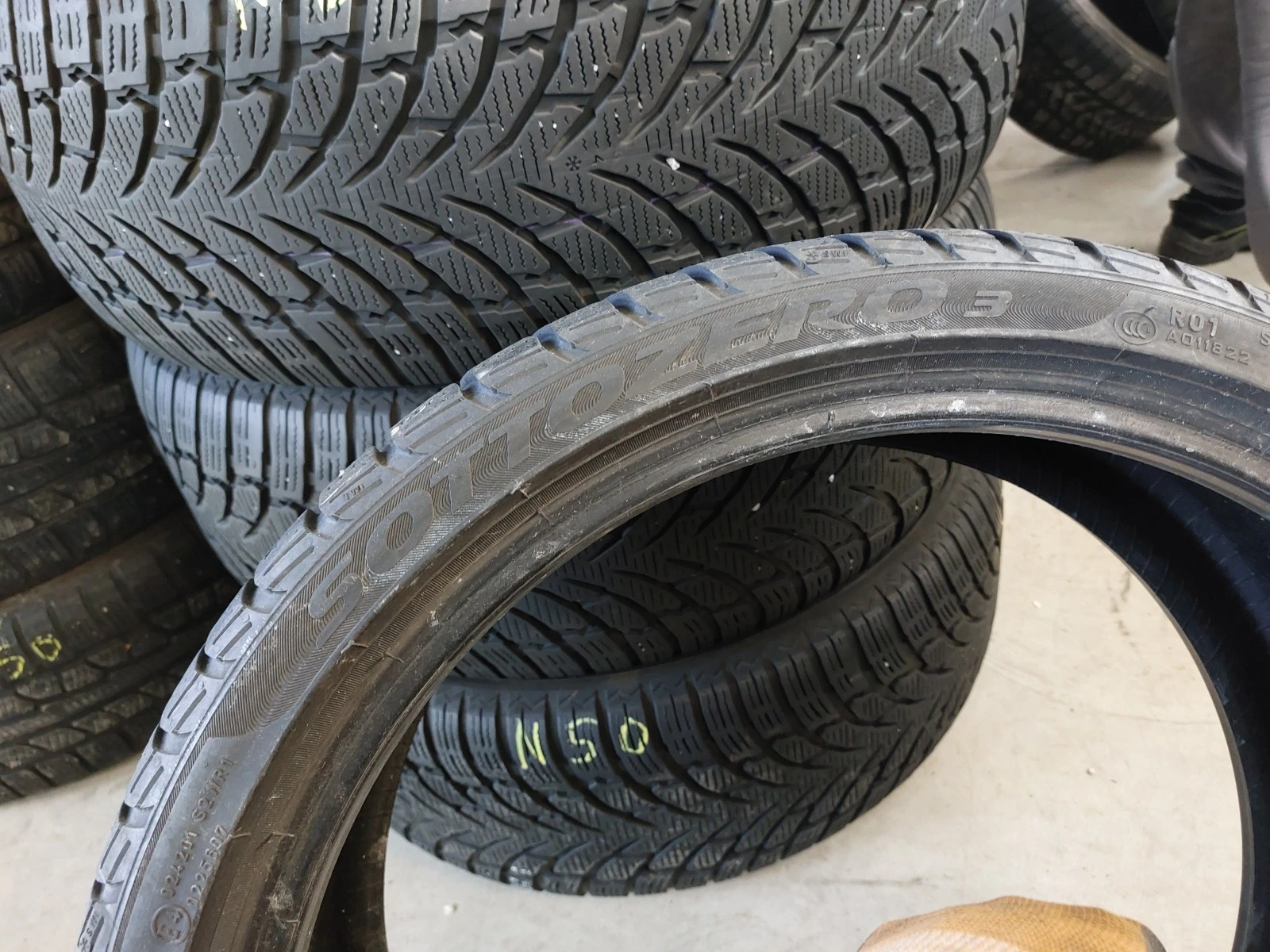  235/35R19 | Mobile.bg   7