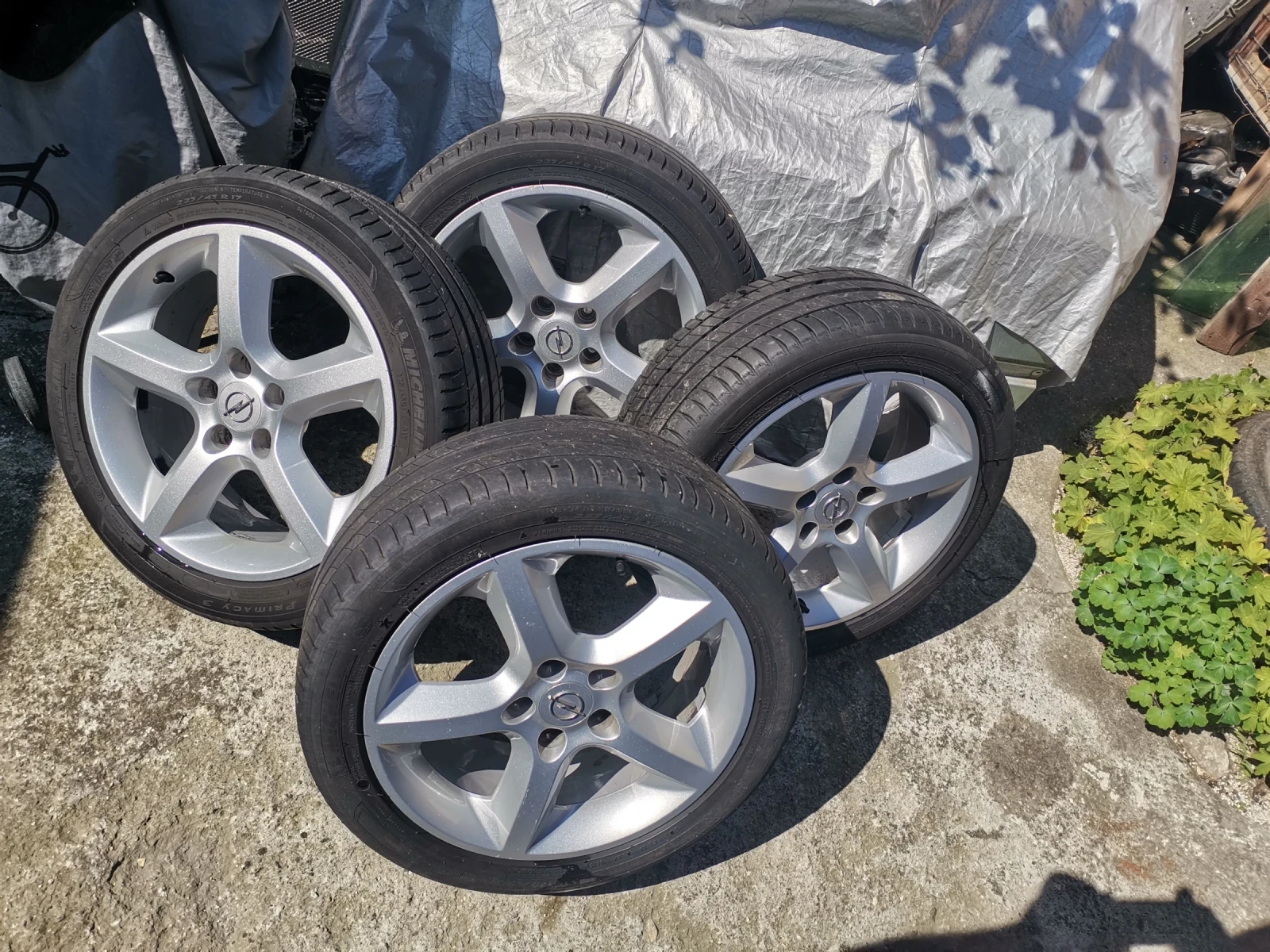 ���� � ������ 225/45R17 �� Opel Astra | Mobile.bg � ����������� 1