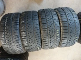 Гуми Зимни 235/35R19, снимка 1 - Гуми и джанти - 44395844