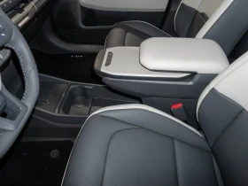 Kia EV3 GT-Line 81kWh HUD 360* Winter Pack+ Warranty!, снимка 8