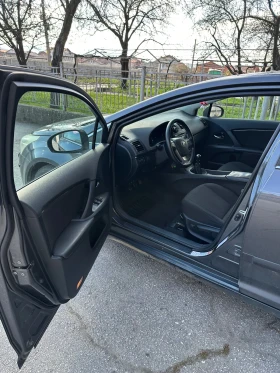 Toyota Avensis D4D, снимка 10