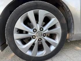 Toyota Auris 1.8/Hybrid/ГАЗ, снимка 15