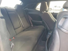 Dodge Challenger R/T, снимка 8 - Автомобили и джипове - 53636064