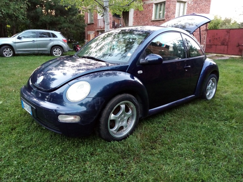 VW New beetle, снимка 1 - Автомобили и джипове - 46069562