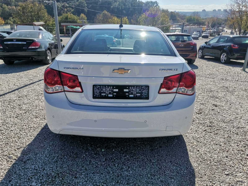 Chevrolet Cruze 1.8 16V AUTO SWISS NAVI, снимка 5 - Автомобили и джипове - 47270659