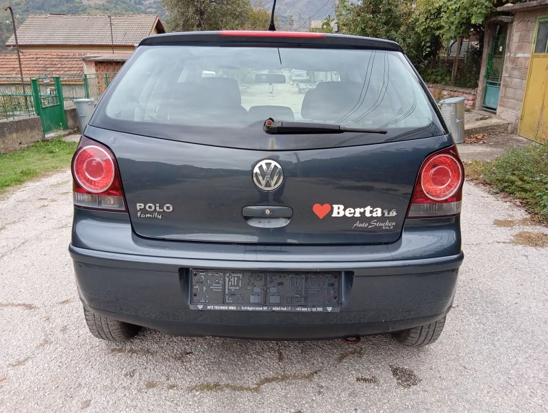 VW Polo 1.4i 5 врати , снимка 6 - Автомобили и джипове - 47549846