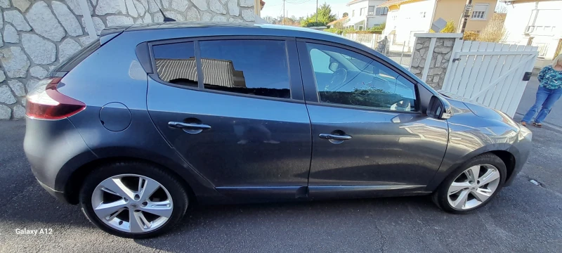 Renault Megane 1.2i 6ck.Уникат, снимка 7 - Автомобили и джипове - 48228316