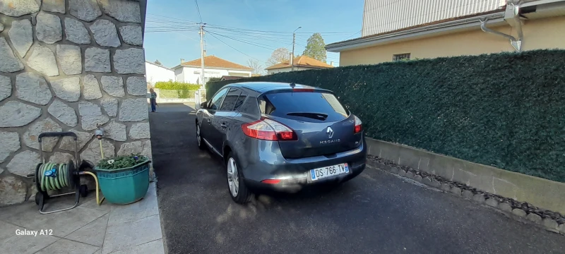 Renault Megane 1.2i 6ck.Уникат, снимка 5 - Автомобили и джипове - 48228316