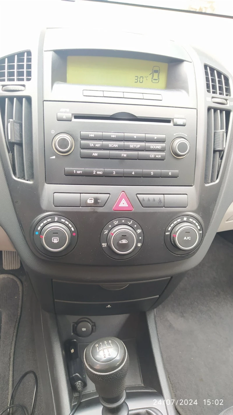 Kia Ceed, снимка 7 - Автомобили и джипове - 48303079