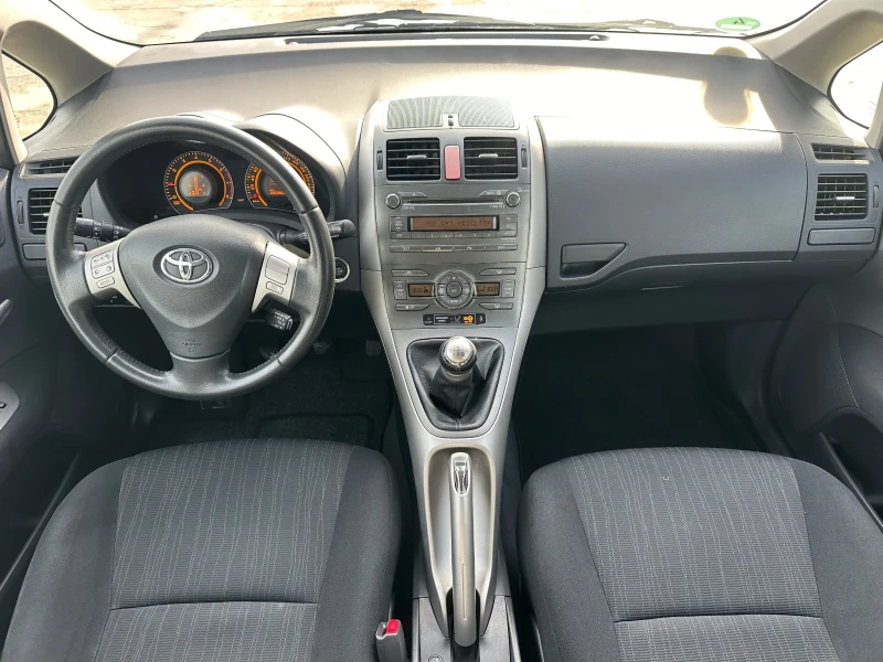 Toyota Auris 1.6Vvt-i/124кс/Германия/Keyles GO/Ксенон/Темпомат/, снимка 5 - Автомобили и джипове - 48471519