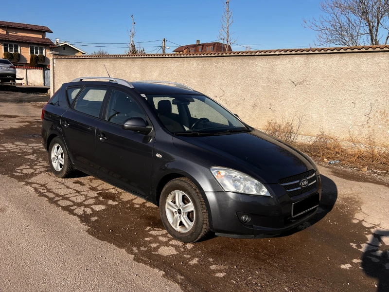 Kia Ceed CRDI 115 кс, снимка 1 - Автомобили и джипове - 48601886