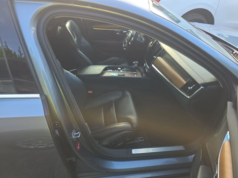 Volvo S90 T6 Inscription* 360cam* Heads-up display* Обдух* П, снимка 12 - Автомобили и джипове - 52317783