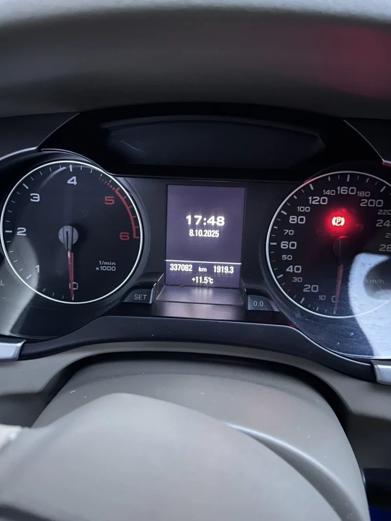 Audi A4, снимка 7 - Автомобили и джипове - 52618982