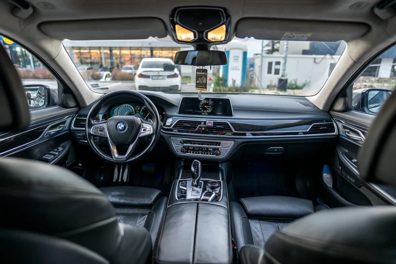 BMW 730 730D X-Drive M Pack Shadow line full, снимка 11 - Автомобили и джипове - 52678610