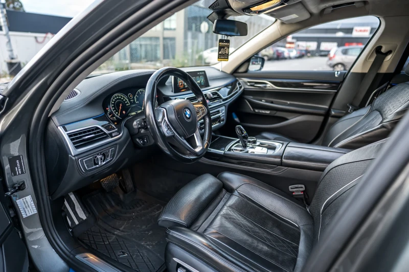 BMW 730 730D X-Drive M Pack Shadow line full, снимка 3 - Автомобили и джипове - 52678610