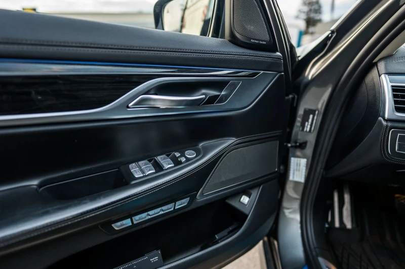 BMW 730 730D X-Drive M Pack Shadow line full, снимка 8 - Автомобили и джипове - 52678610