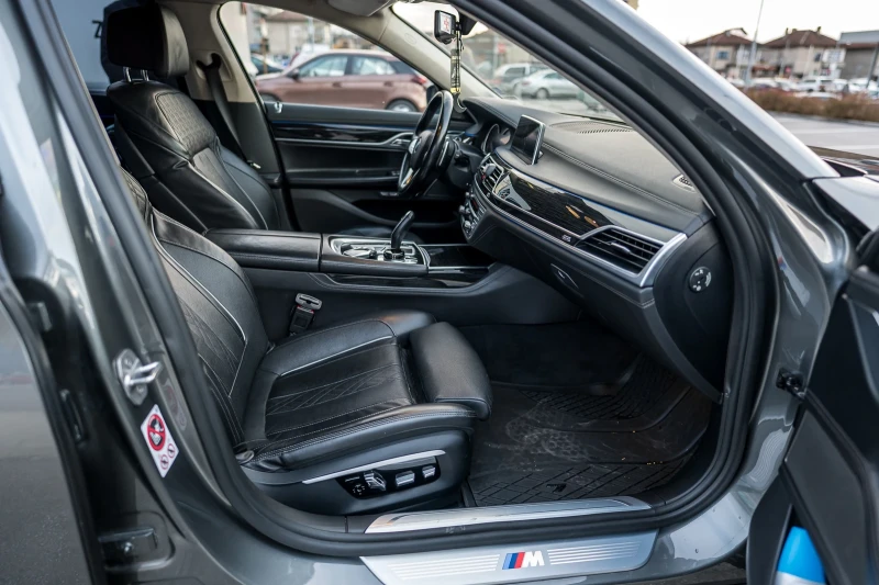 BMW 730 730D X-Drive M Pack Shadow line full, снимка 13 - Автомобили и джипове - 52678610