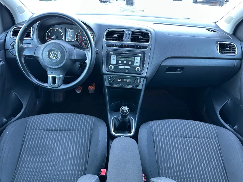 VW Polo 1.6i ГАЗ, снимка 14 - Автомобили и джипове - 52935488
