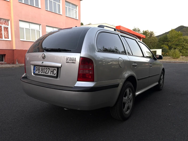 Skoda Octavia 1.9 TDI, снимка 8 - Автомобили и джипове - 52968642