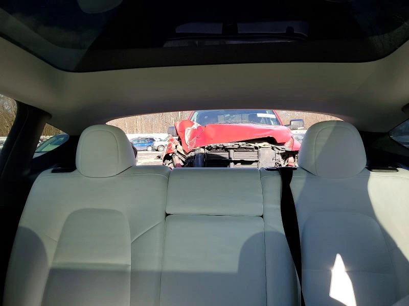 Tesla Model Y | Mobile.bg � ����������� 10