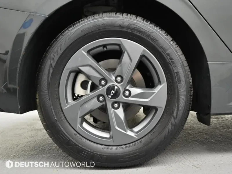 Kia K5  2.0 Lpi  Trendy, снимка 5 - Автомобили и джипове - 56589718