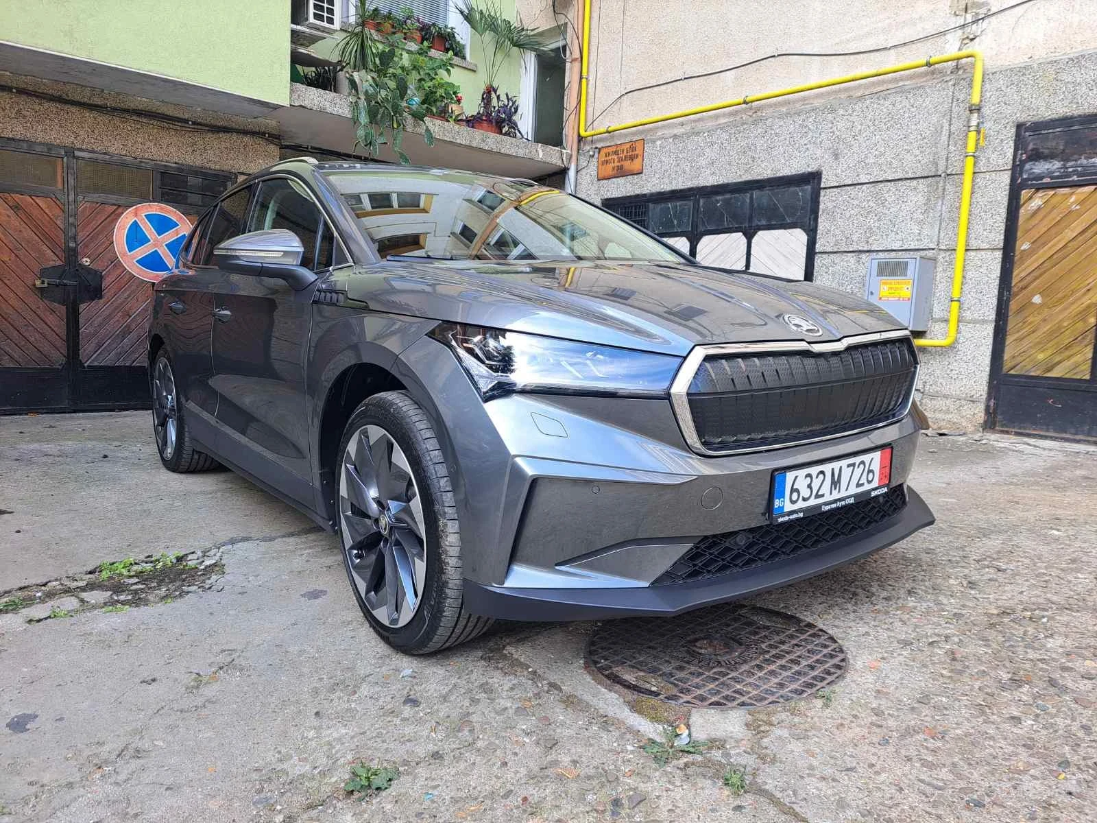 Skoda Enyaq IV 80 ПАНОРАМА, снимка 1