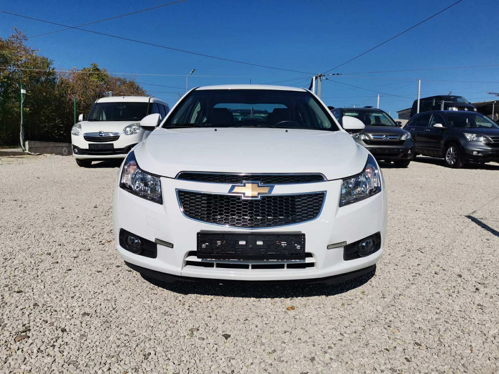 Chevrolet Cruze 1.8 16V AUTO SWISS NAVI | Mobile.bg — изображение 2