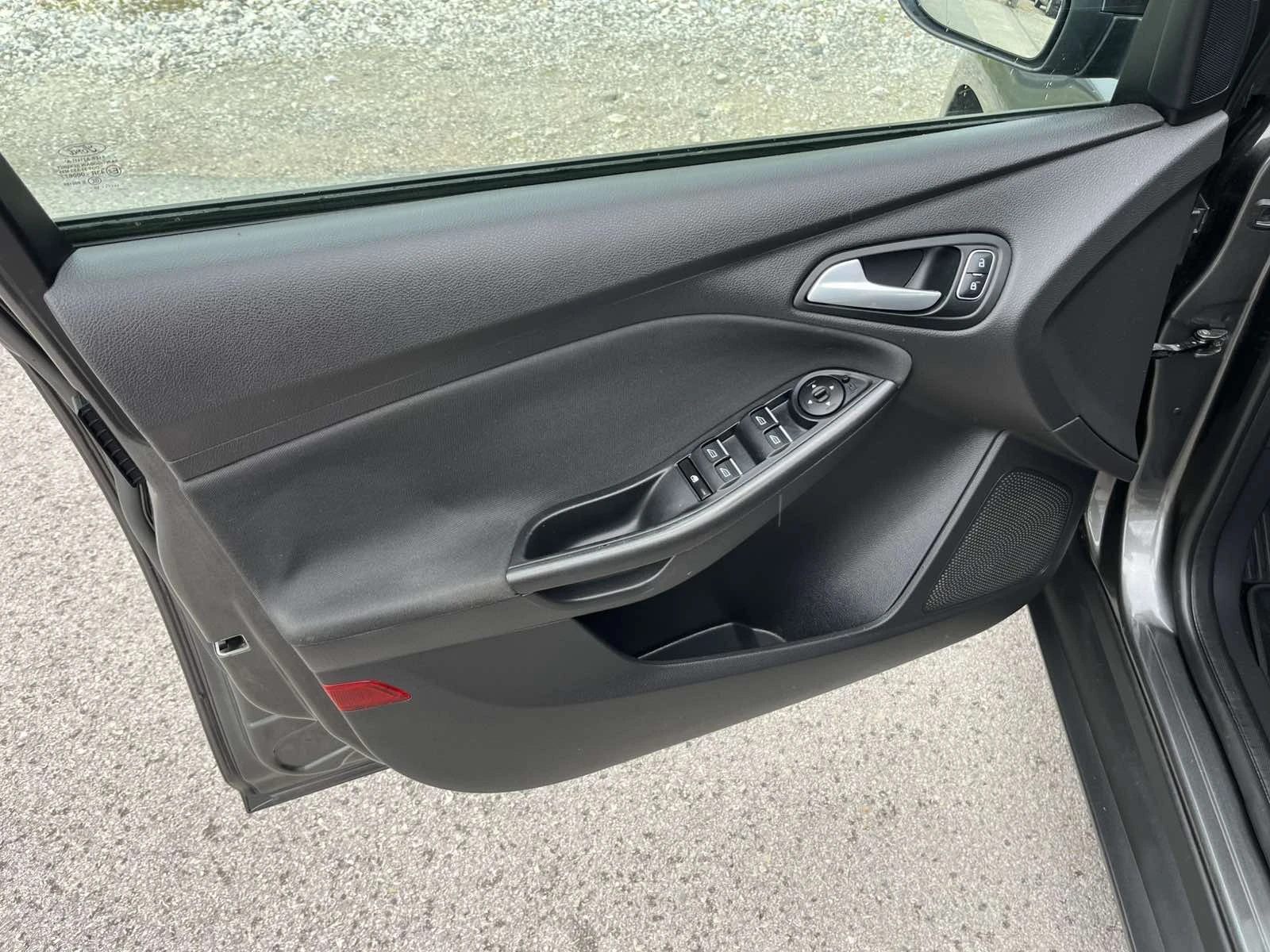 Ford Focus 1.5TDCI 95кс EURO 6B АВТОПИЛОТ ВНОС ИТАЛИЯ - изображение 7