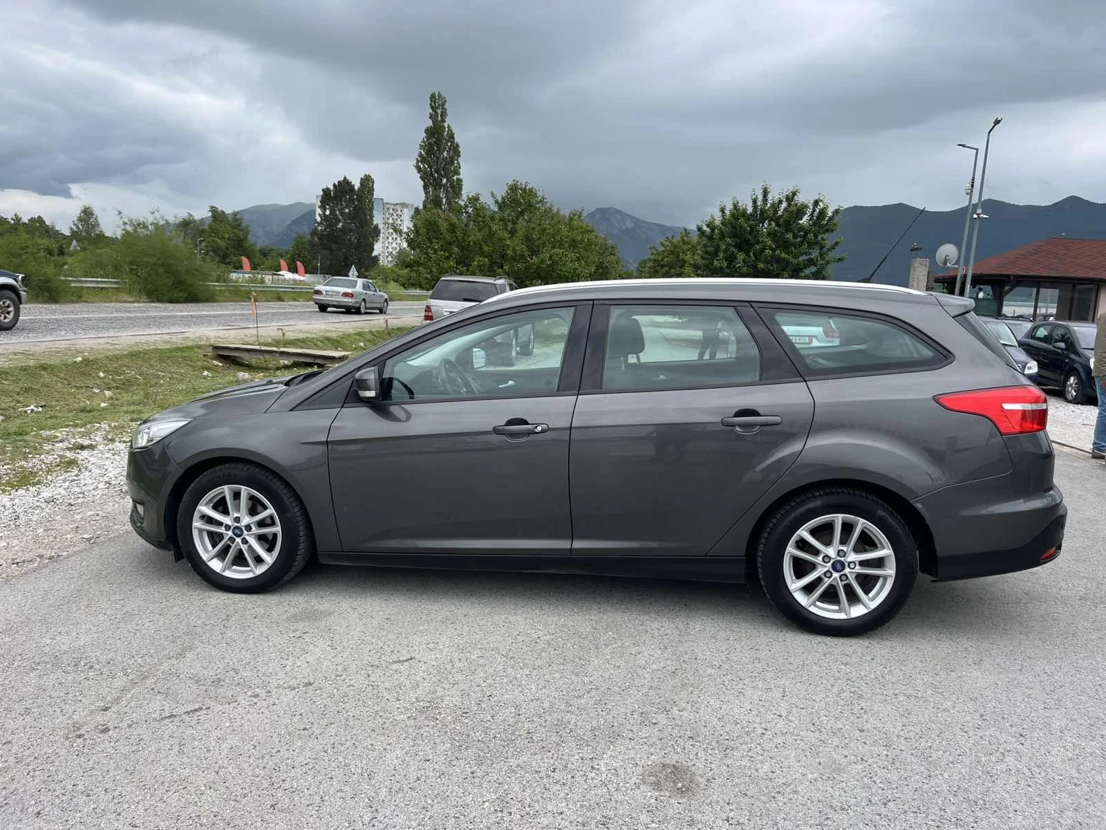 Ford Focus 1.5TDCI 95кс EURO 6B АВТОПИЛОТ ВНОС ИТАЛИЯ - изображение 6