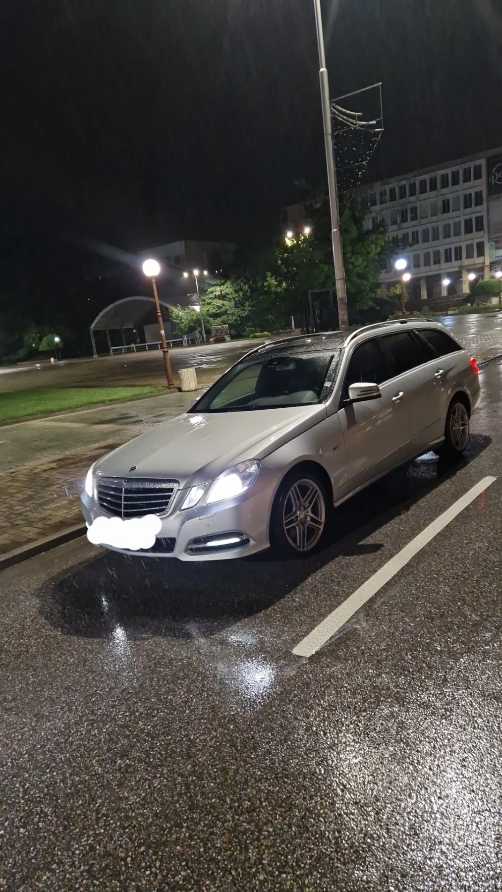 Mercedes-Benz E 350  - изображение 6