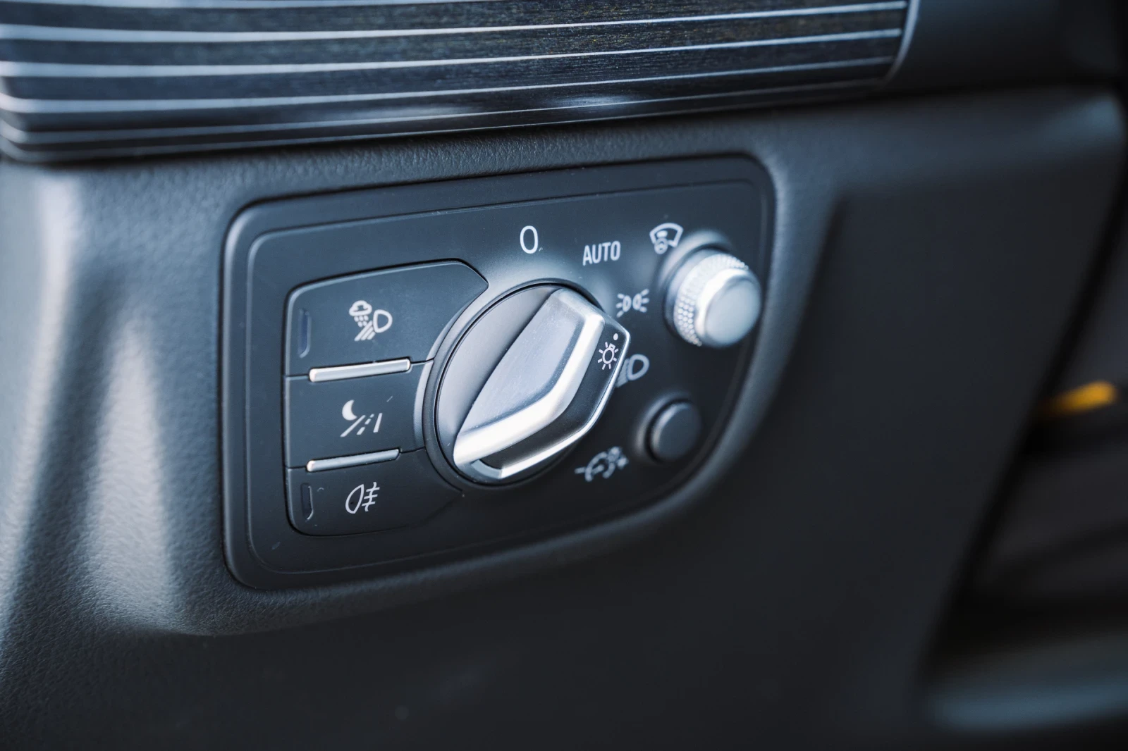 Audi A7  3.0 BiTDI* Matrix* S-Line* ActiveSound* KEYLES, снимка 13 - Автомобили и джипове - 55355677