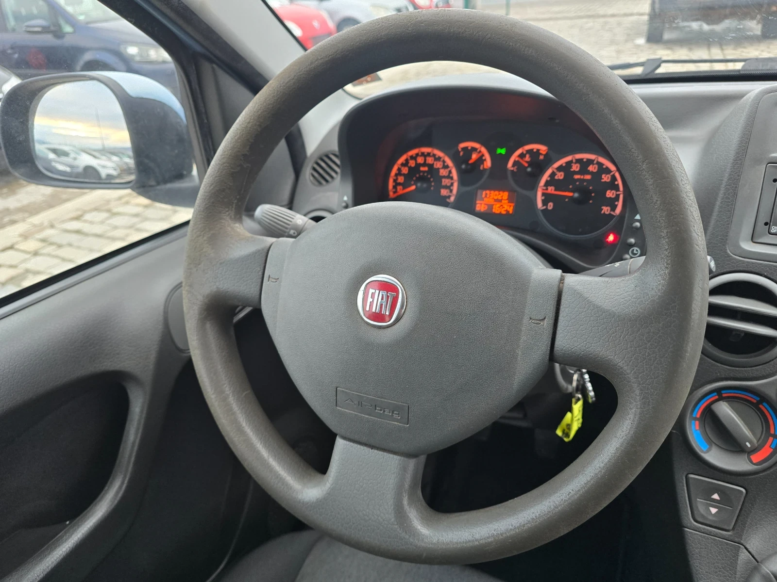 Fiat Panda 1.2i 70 �� 4x4 2011 ������ ���� 5 | Mobile.bg � ����������� 13