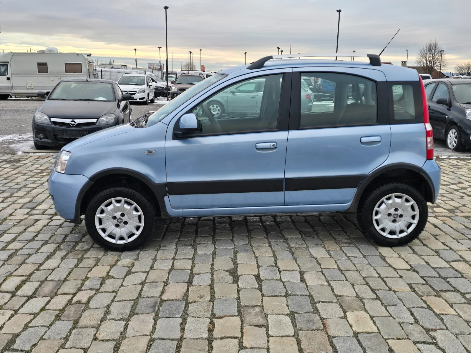 Fiat Panda 1.2i 70 кс 2011 година ЕВРО 5 - изображение 6