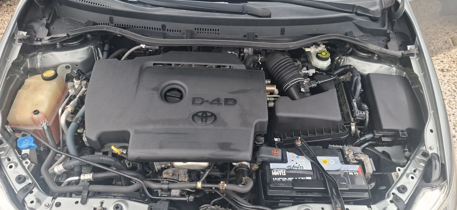 Toyota Auris 2.0 D4D 6 CK., снимка 13 - Автомобили и джипове - 53907863