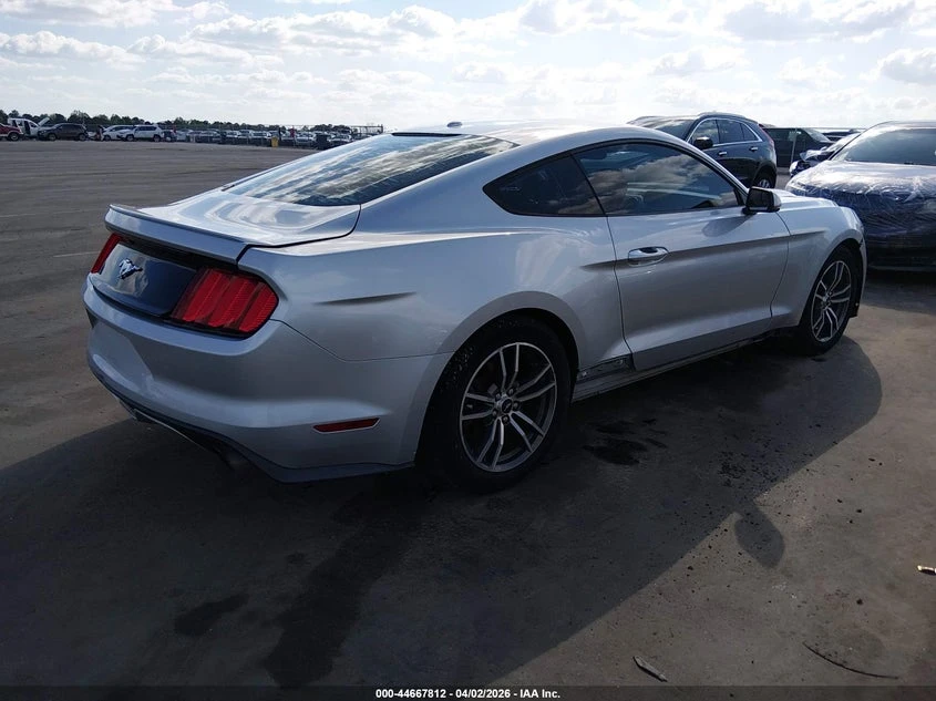 Ford Mustang 2.3l Ecoboost, снимка 4 - Автомобили и джипове - 54307552