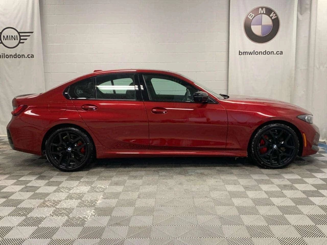 BMW 330 * xDrive * CARFAX * ЦЕНА ДО БГ, снимка 3 - Автомобили и джипове - 54378962