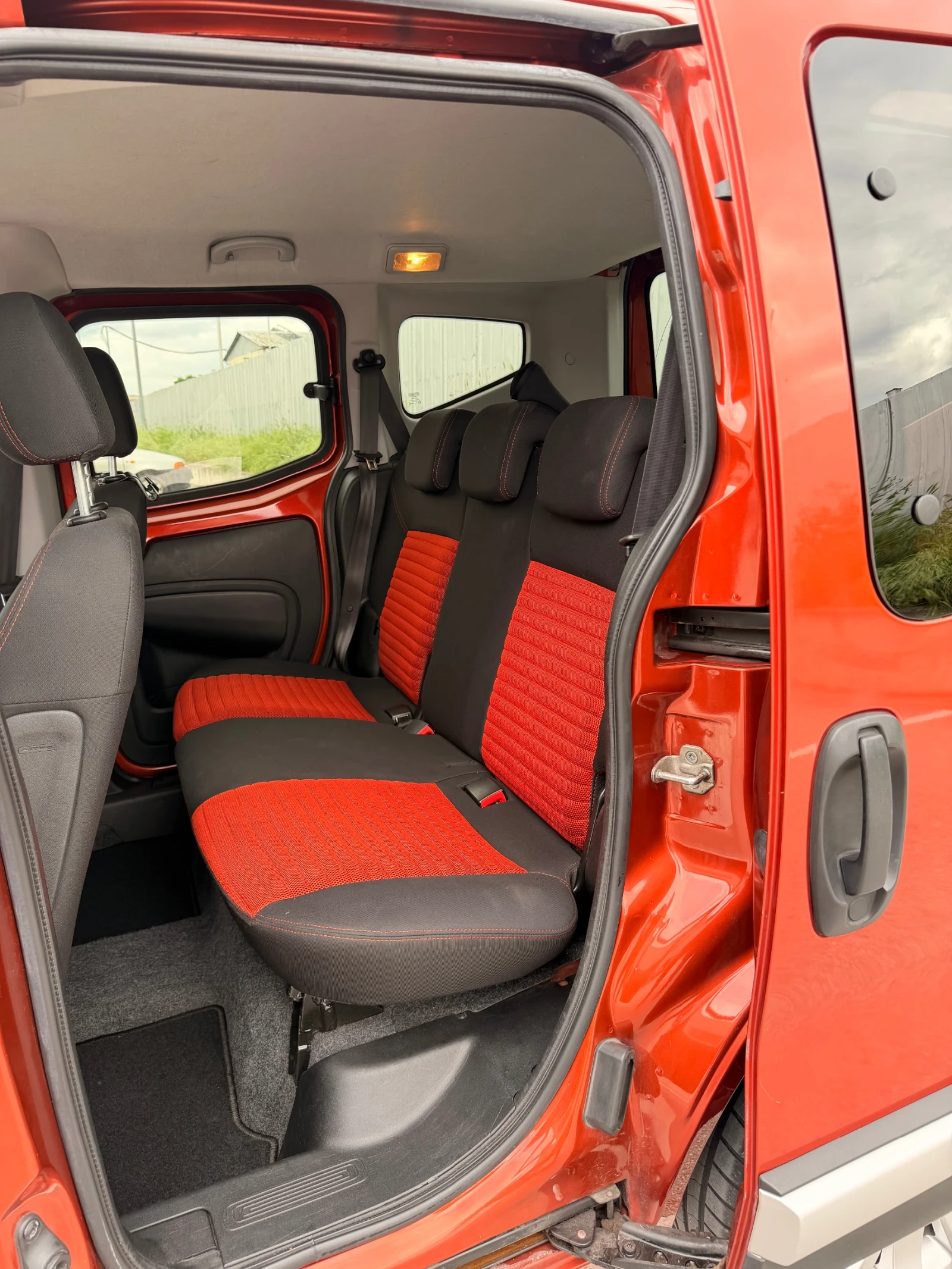 Fiat Qubo TREKKING 1.3 Multijet 95к.с., снимка 7 - Автомобили и джипове - 54484898