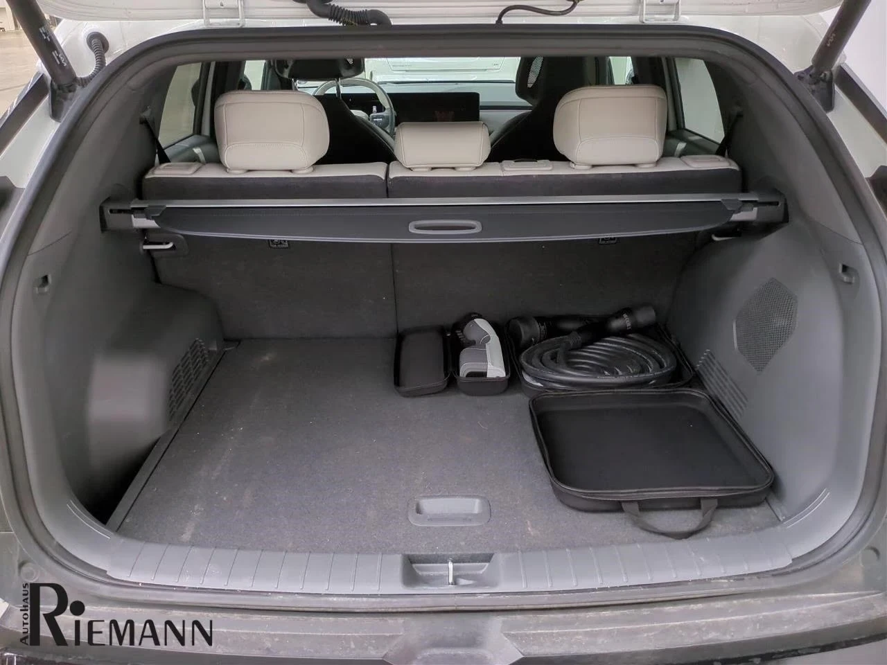 Kia EV3 GT-Line 81kWh HUD Warranty!  KIA CERTIFIED  | Mobile.bg � ����������� 12