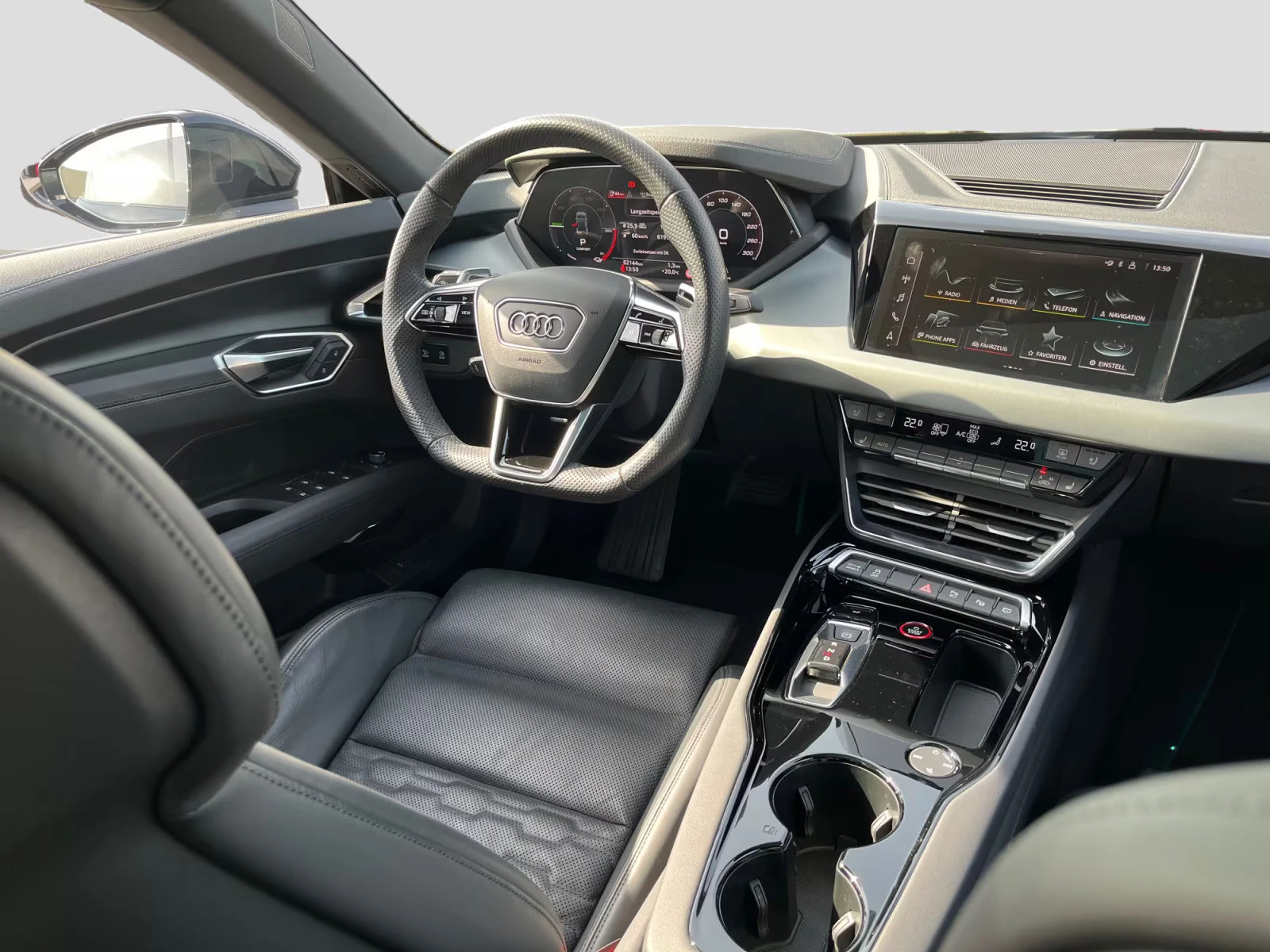 Audi E-Tron GT 476HP/QUATTRO/PANO/B&O/MATRIX/360/HUD/KLESS/445z | Mobile.bg � ����������� 6